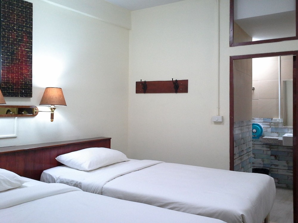 bc guesthouse banglamphu
