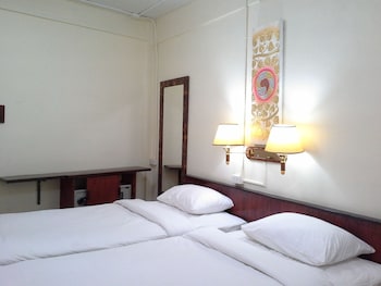 bc guesthouse banglamphu