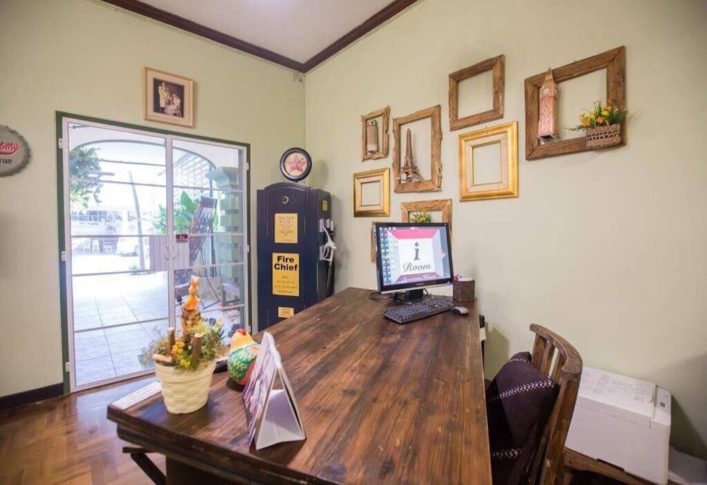 iroom boutique house