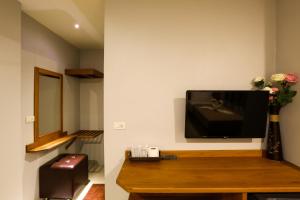 living chilled koh tao hostel