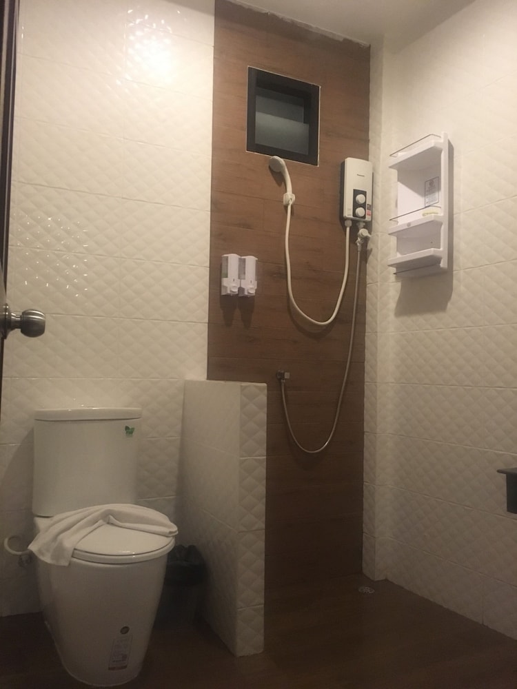 pinthong aonang villa