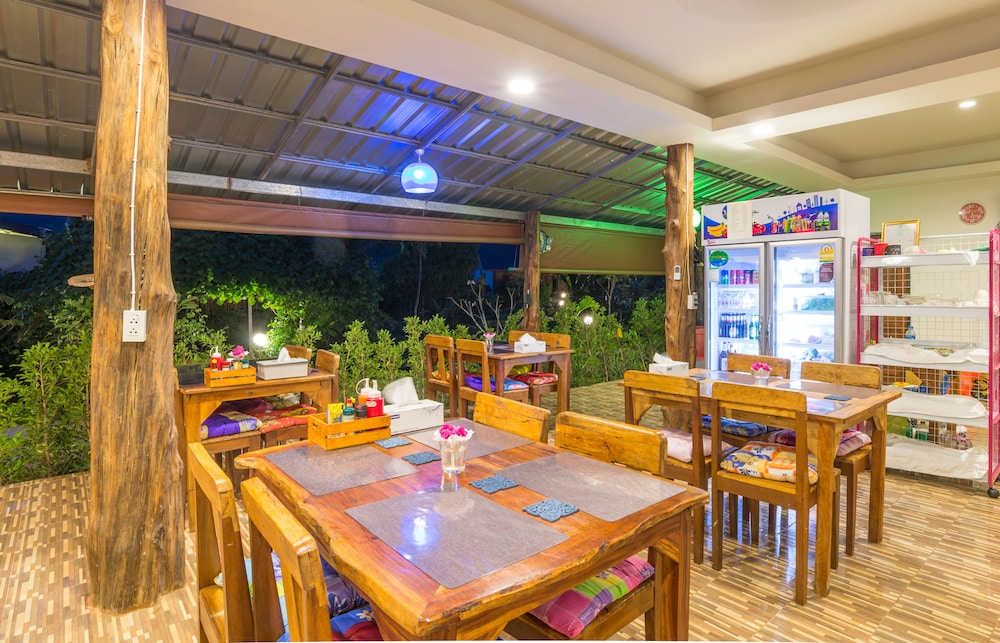 pinthong aonang villa