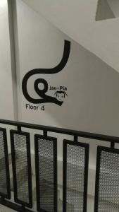 ekanek hostel bangkok adults only