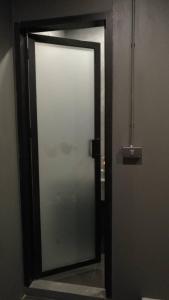 ekanek hostel bangkok adults only