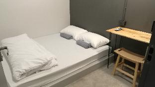 ekanek hostel bangkok adults only