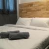 ekanek hostel bangkok adults only
