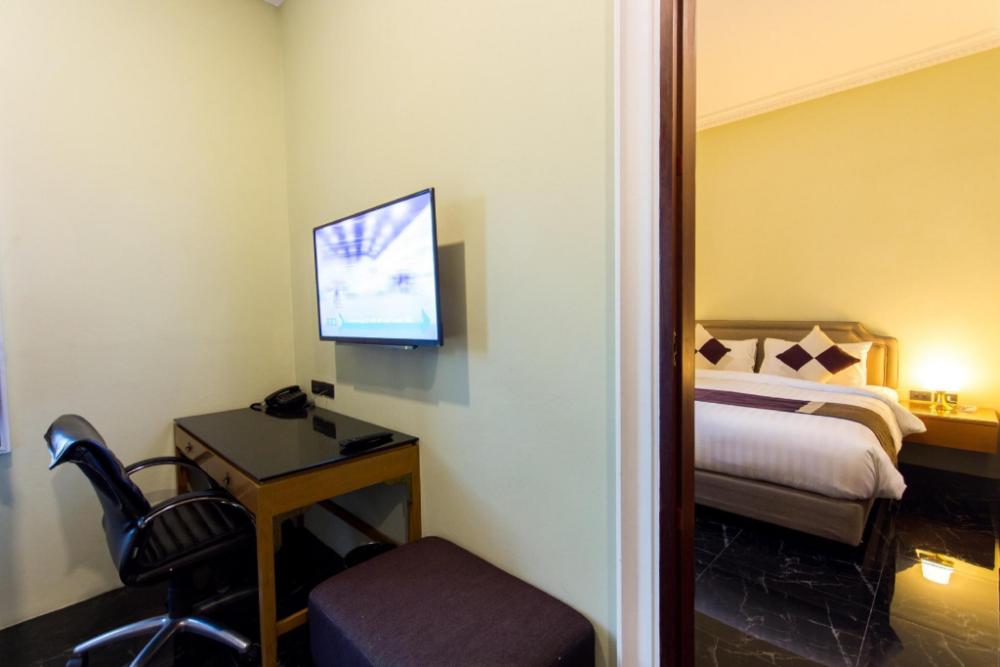 a villa hua hin hotel