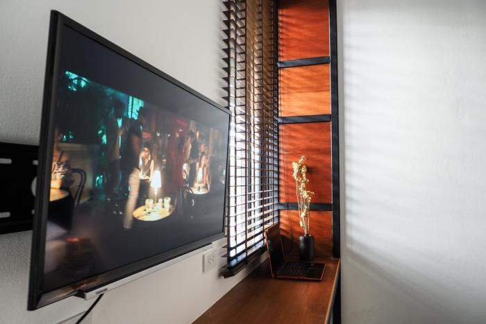 book a bed poshtel hostel