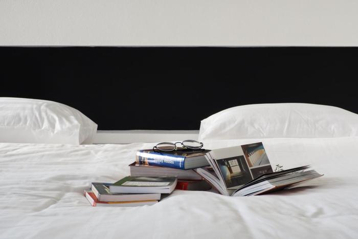 book a bed poshtel hostel