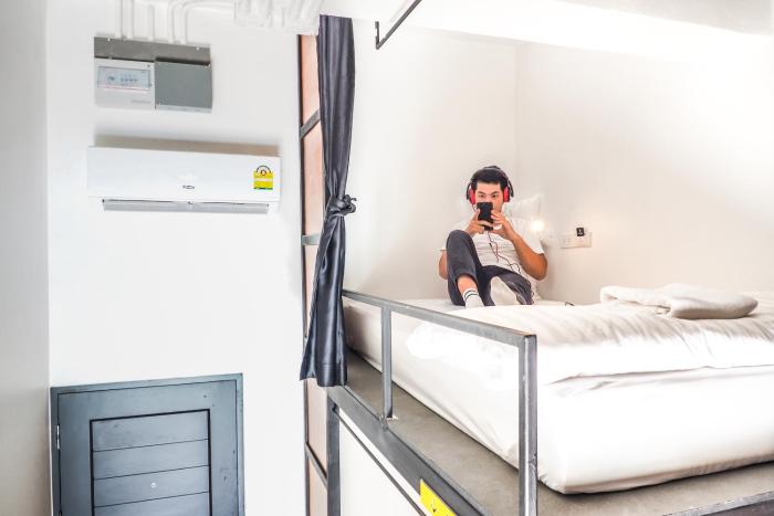 book a bed poshtel hostel