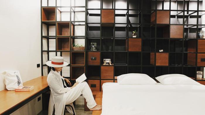 book a bed poshtel hostel