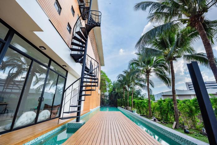 book a bed poshtel hostel