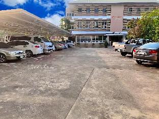 cabbages and condoms inn baan doo