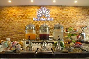 vip chain resort pool villa