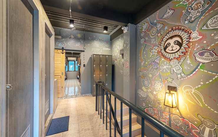 sloth hostel don mueang