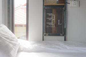 33 poshtel adults only