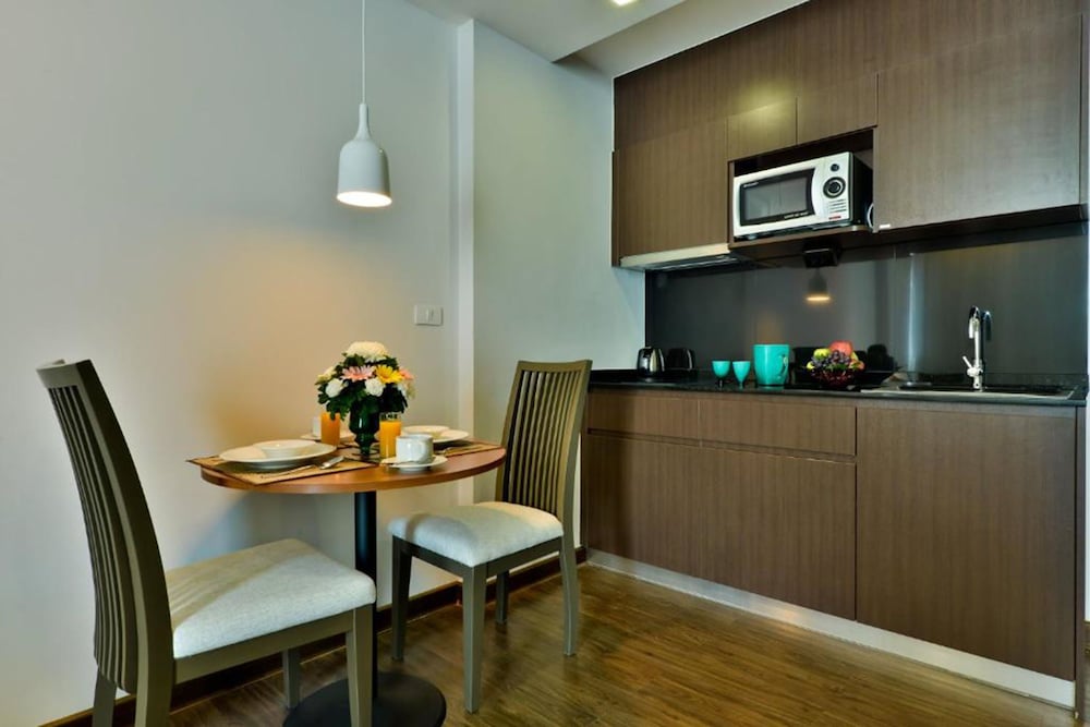 civic horizon hotel and residence