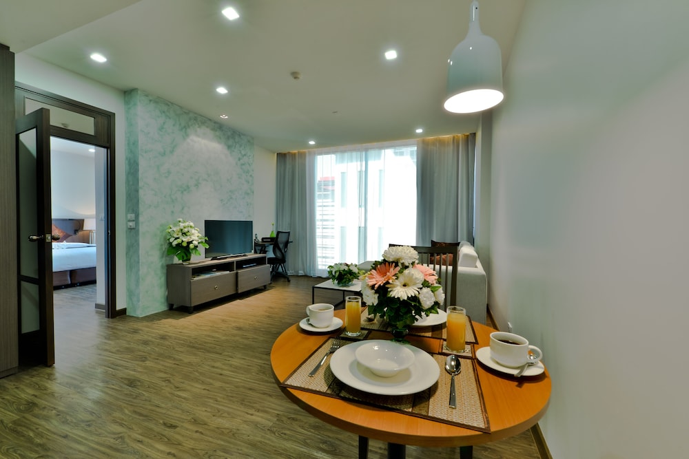 civic horizon hotel and residence