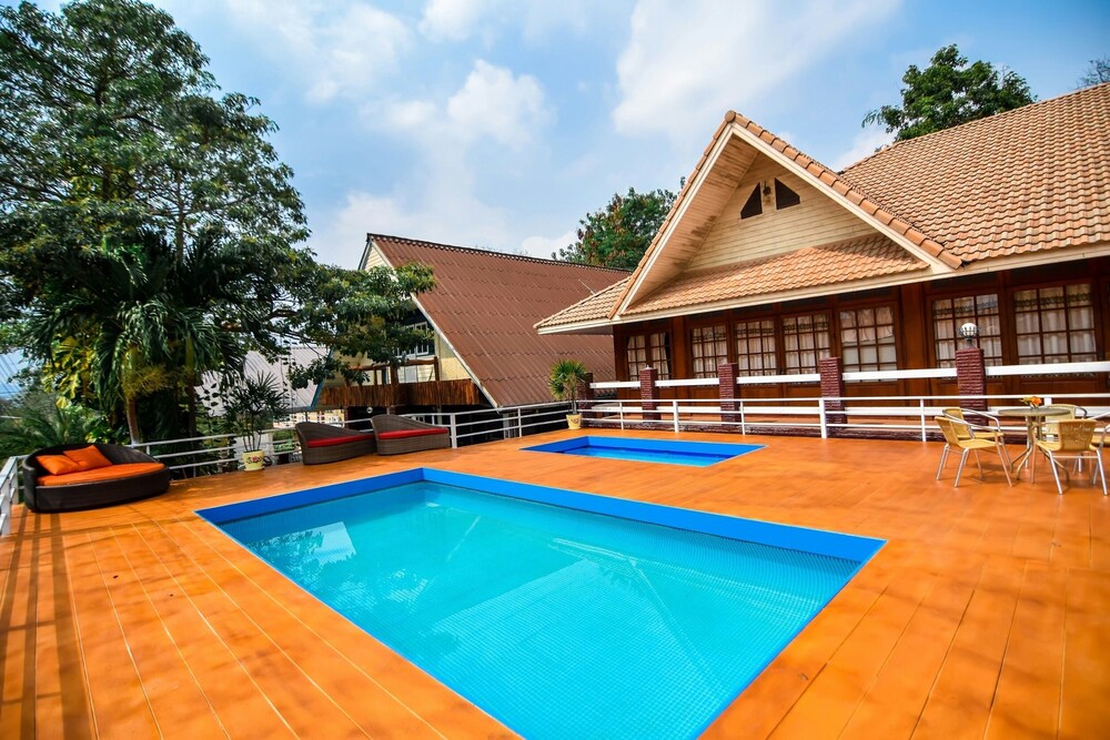 royal green valley resort