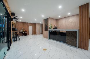 The Moon Night Hotel photo 2