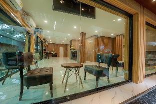 The Moon Night Hotel photo 5