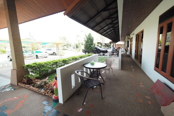 amorn sukhothai hotel