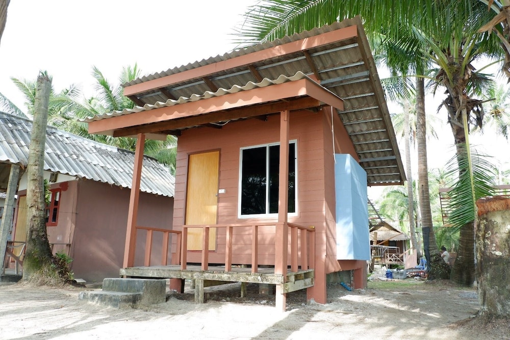 tiger hut