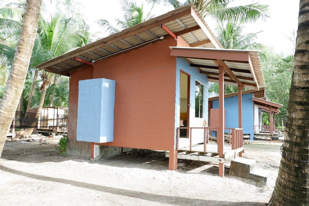 tiger hut