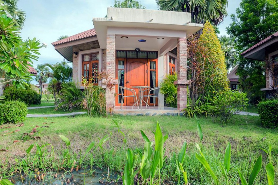 thaisomboon bighome resort