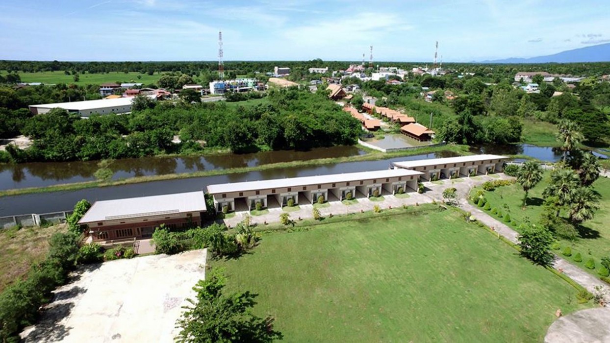 thaisomboon bighome resort