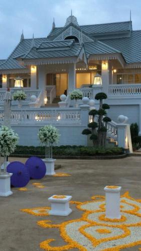 nirvanan house