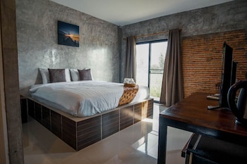 long lake resort