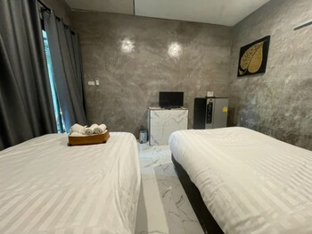 long lake resort