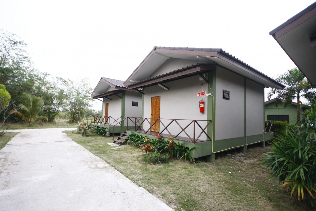 long lake resort
