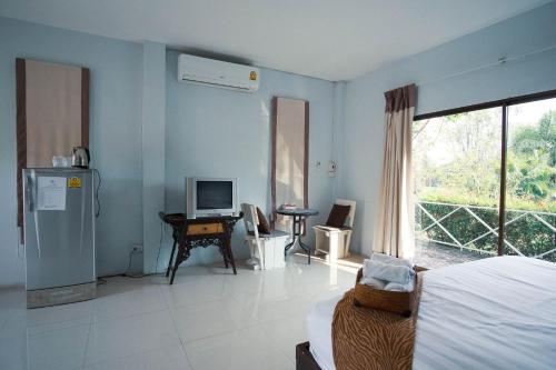 long lake resort