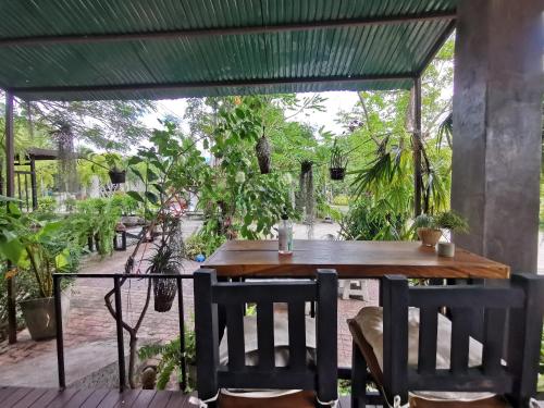 long lake resort