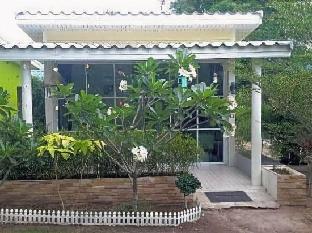 sports bar and resort