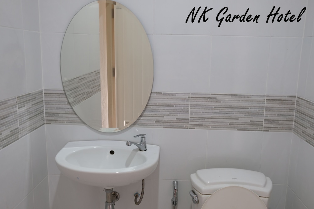 nk garden hotel suratthani airport
