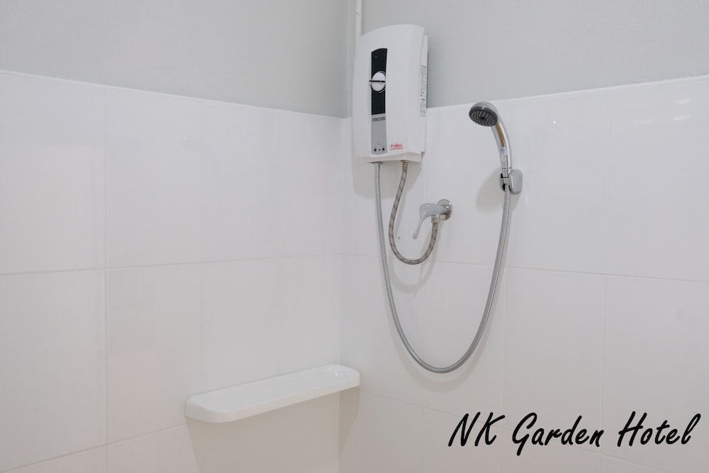 nk garden hotel suratthani airport