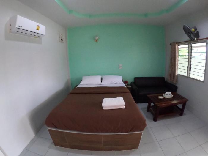 nk garden hotel suratthani airport