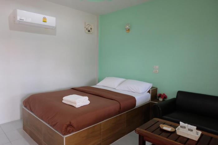 nk garden hotel suratthani airport