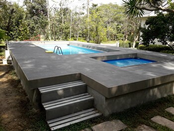 Villa Pituk Bonanza Khao Yai,Khao Yai National Park>>Khanong Phra,3 star