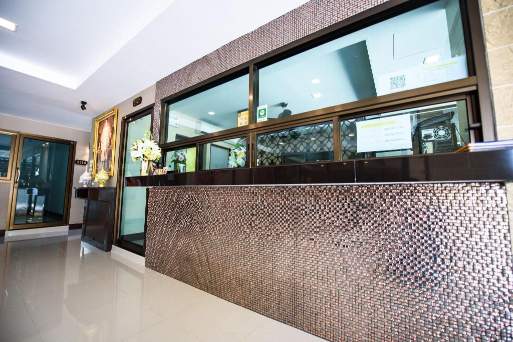 thana residence lam luk ka