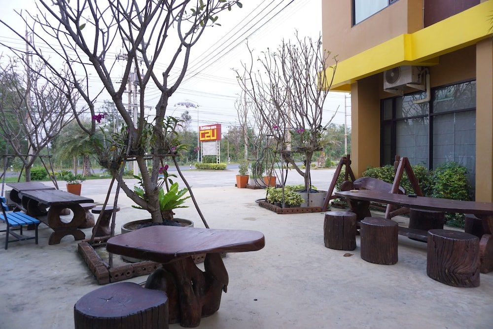C2u Hotel Uthai Thani - Adults Only,Nong Kha Yang>>Nam Song,3 star