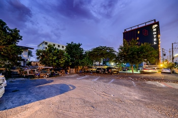 Pp@Hotel Rangsit,Don Muang>>Bangkok,4 star