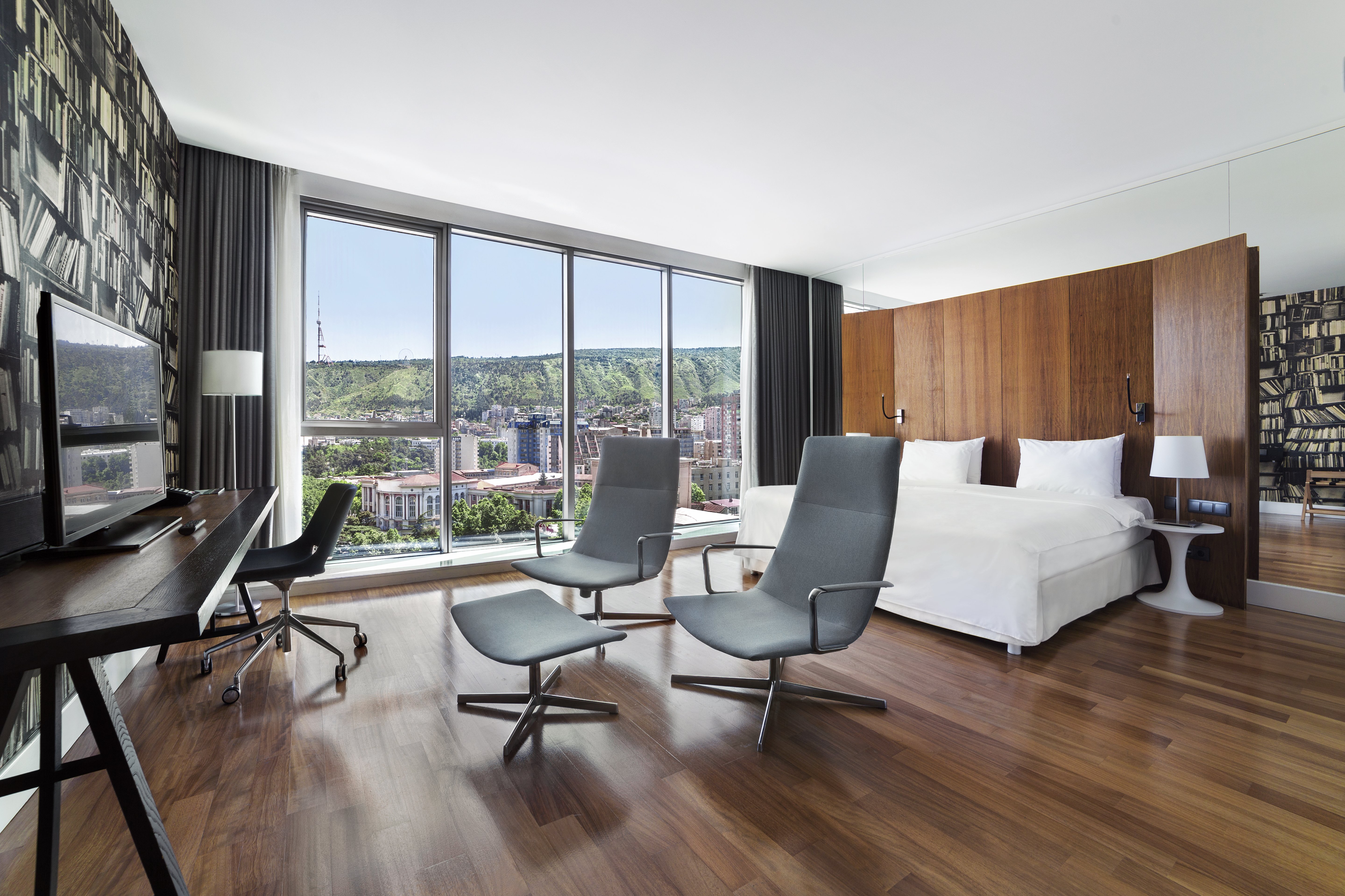 holiday inn tbilisi by ihg