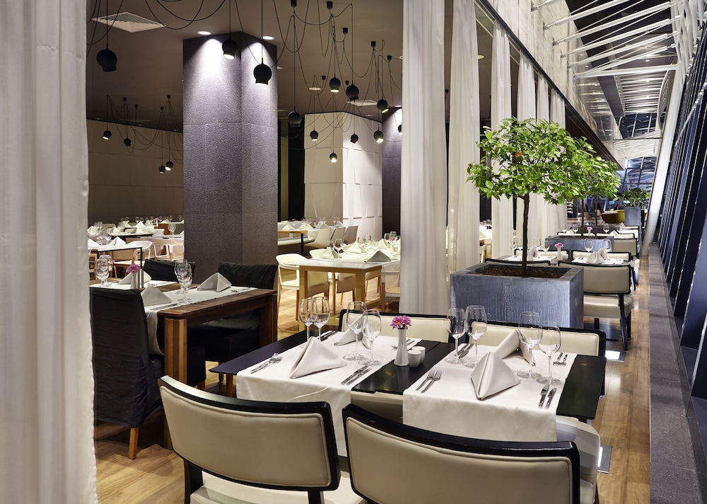 holiday inn tbilisi by ihg