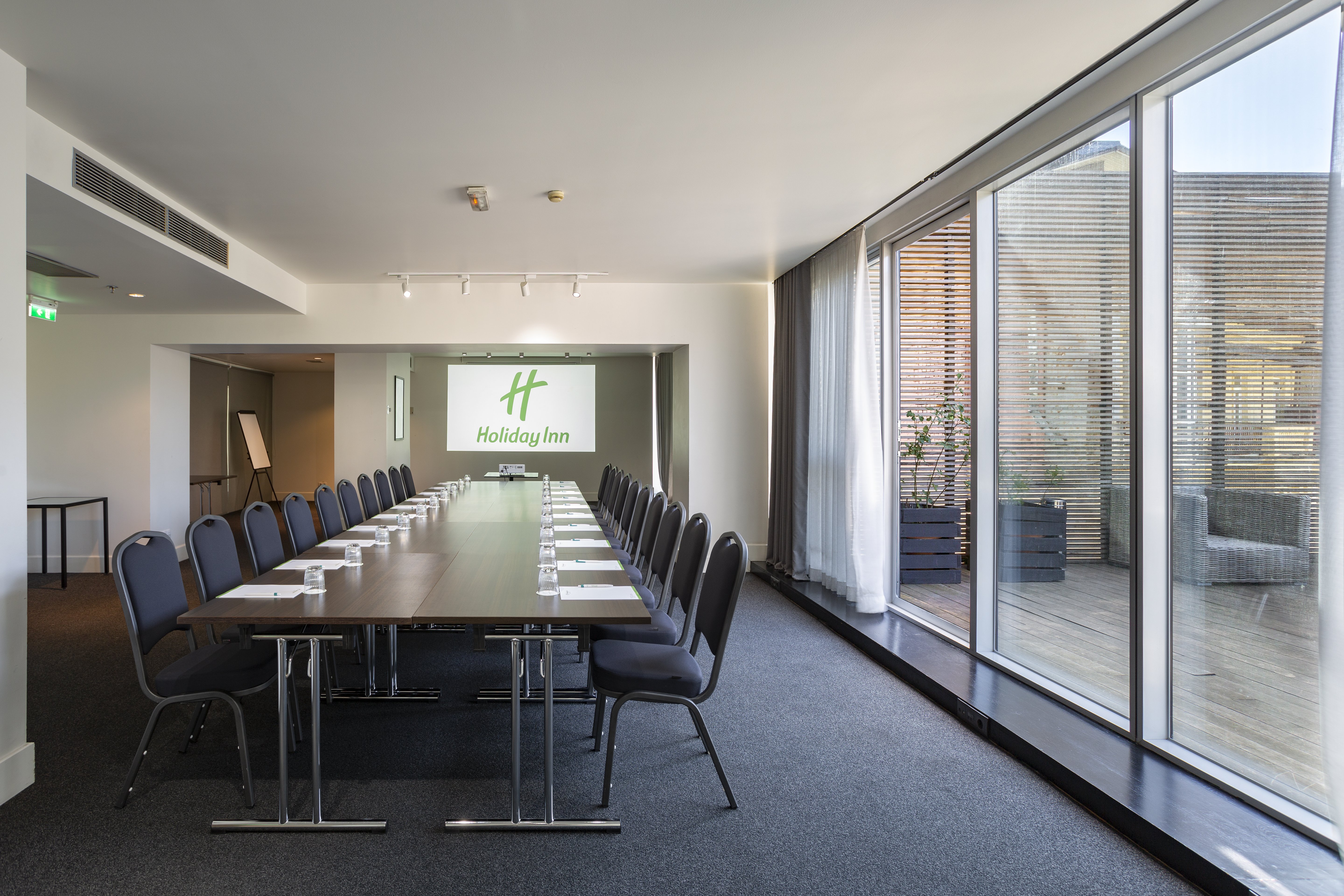 holiday inn tbilisi by ihg
