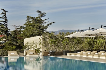 Holiday Inn Tbilisi By Ihg,Tbilisi>>Saburtalo,4 star