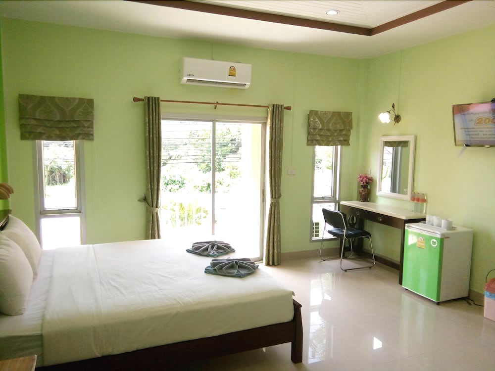 naris phu view resort